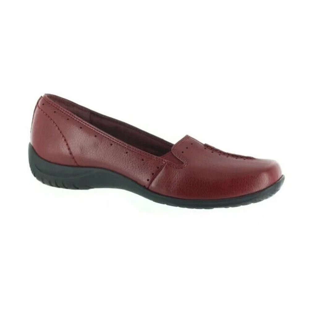 Easy Street Purpose Slip On Flats Closed Toe Red Cranberry‎ NEW 6 M